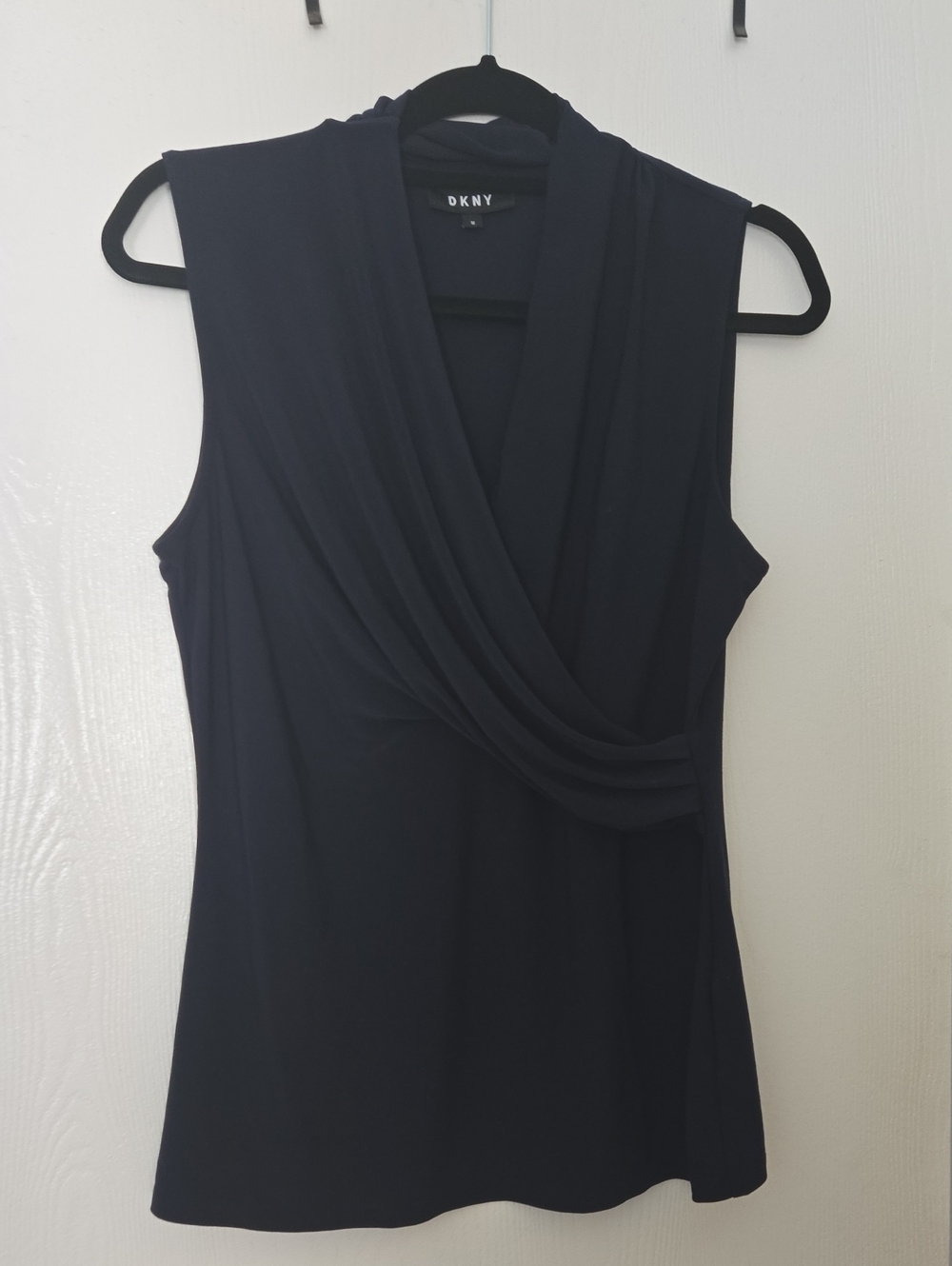 DKNY Women's Sleeveless Top Navy